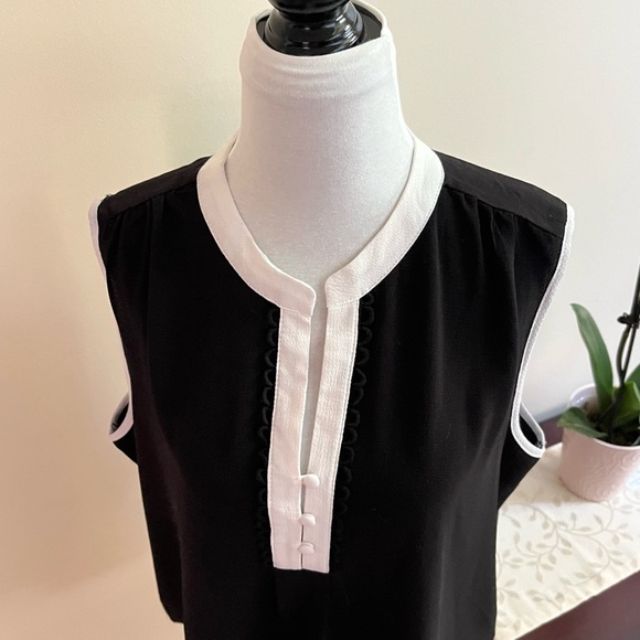 NWT~Spense~Blouse~Size XL-Sleeveless~Black with White Trim - Picture 2 of 12